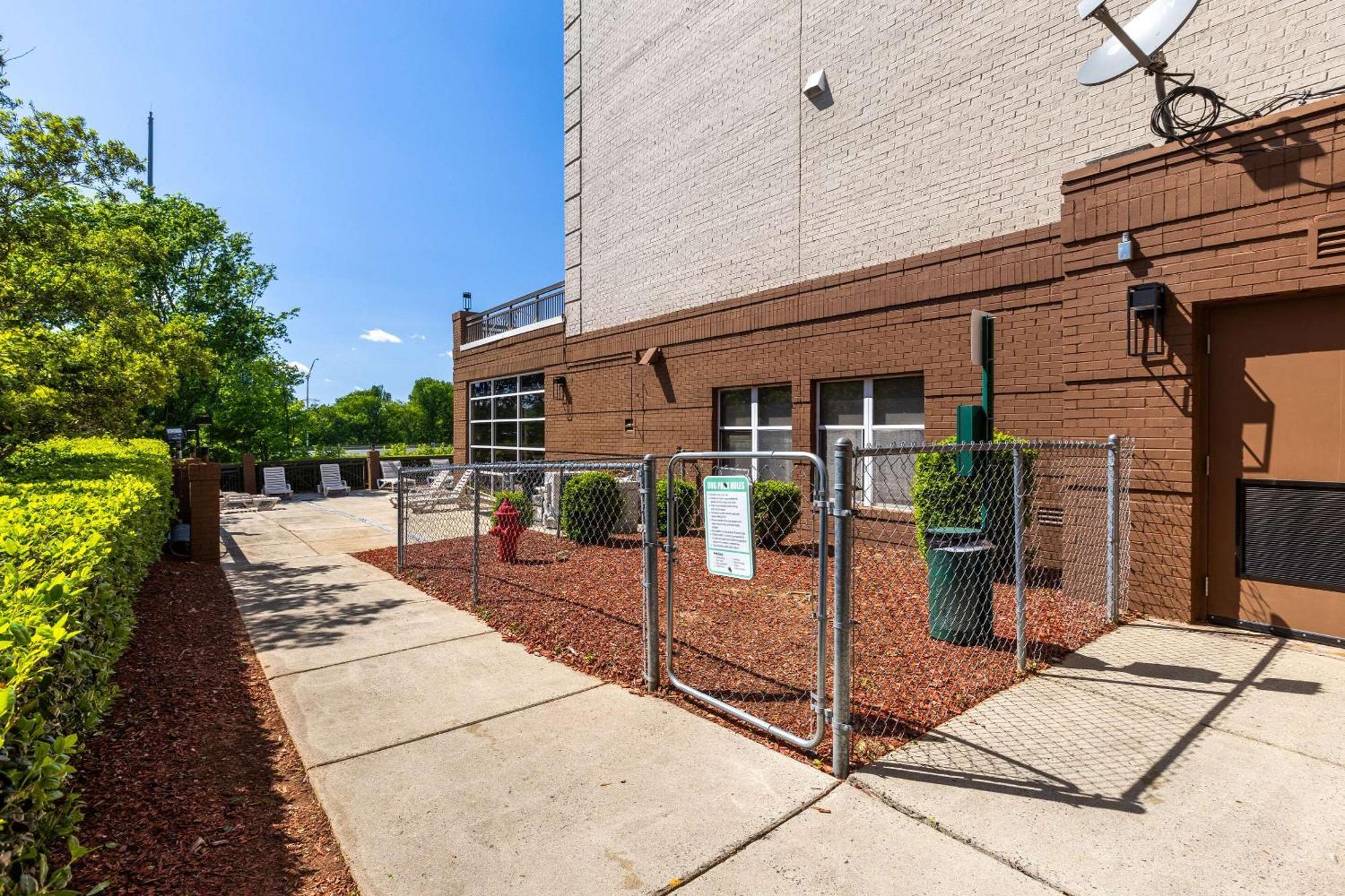 Country Inn & Suites By Radisson, Lake Norman Huntersville, Nc Exterior foto